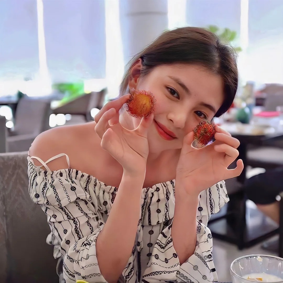 維生素E能幫助穩定皮膚細胞，減少曬傷。