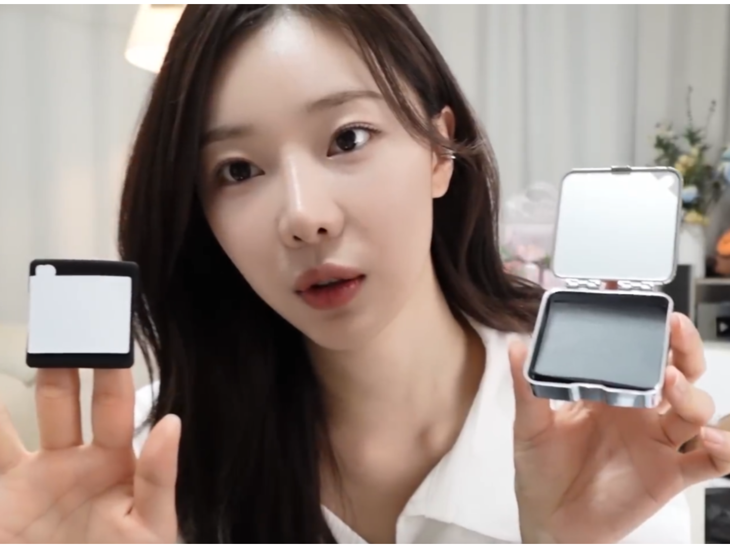 李時安在YouTube推薦了這款Muzigae Mansion 鏡面蜜粉吸油面紙。