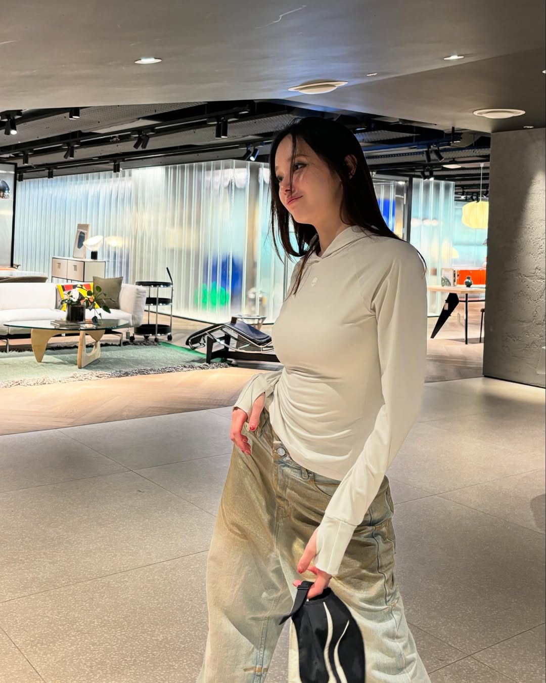 金鐘瑞鍾愛一個人運動。