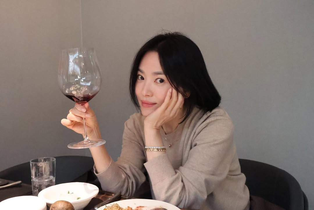 「Young Forty」是「活得年輕的40代」的代稱。