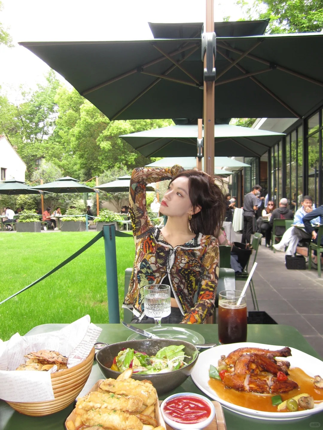 蘆筍不僅能刺激頭髮生長，對於萎縮的毛囊也有修復作用。