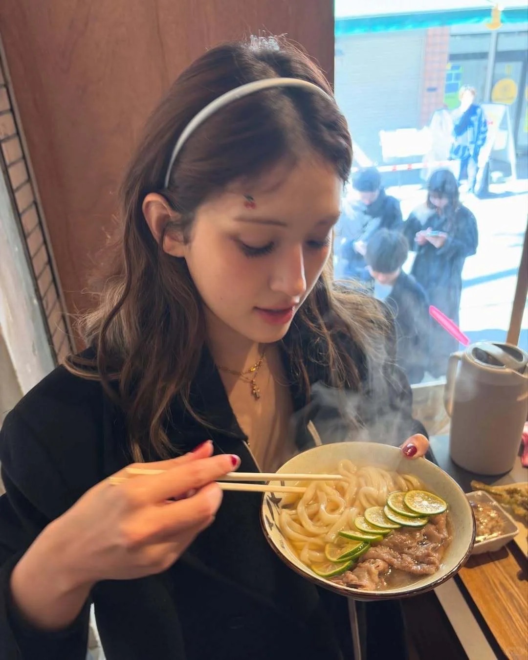 早餐應包含碳水化合物、蛋白質和健康脂肪。