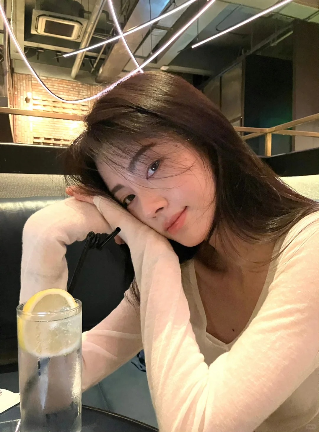 檸檬水能有效阻斷腎結石形成的過程。