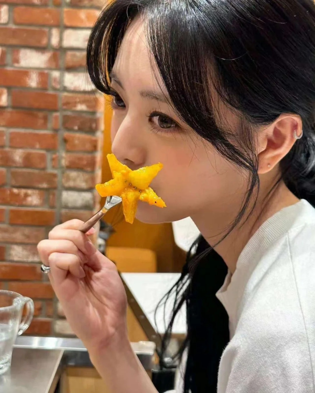 奇異果有助於降低白內障和黃斑部病變的風險。