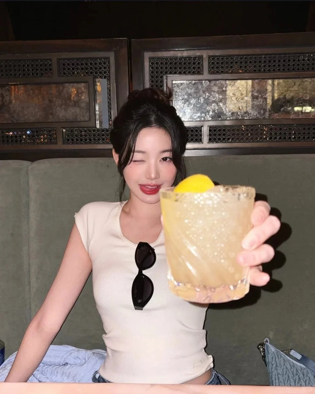 自製檸檬水提神。