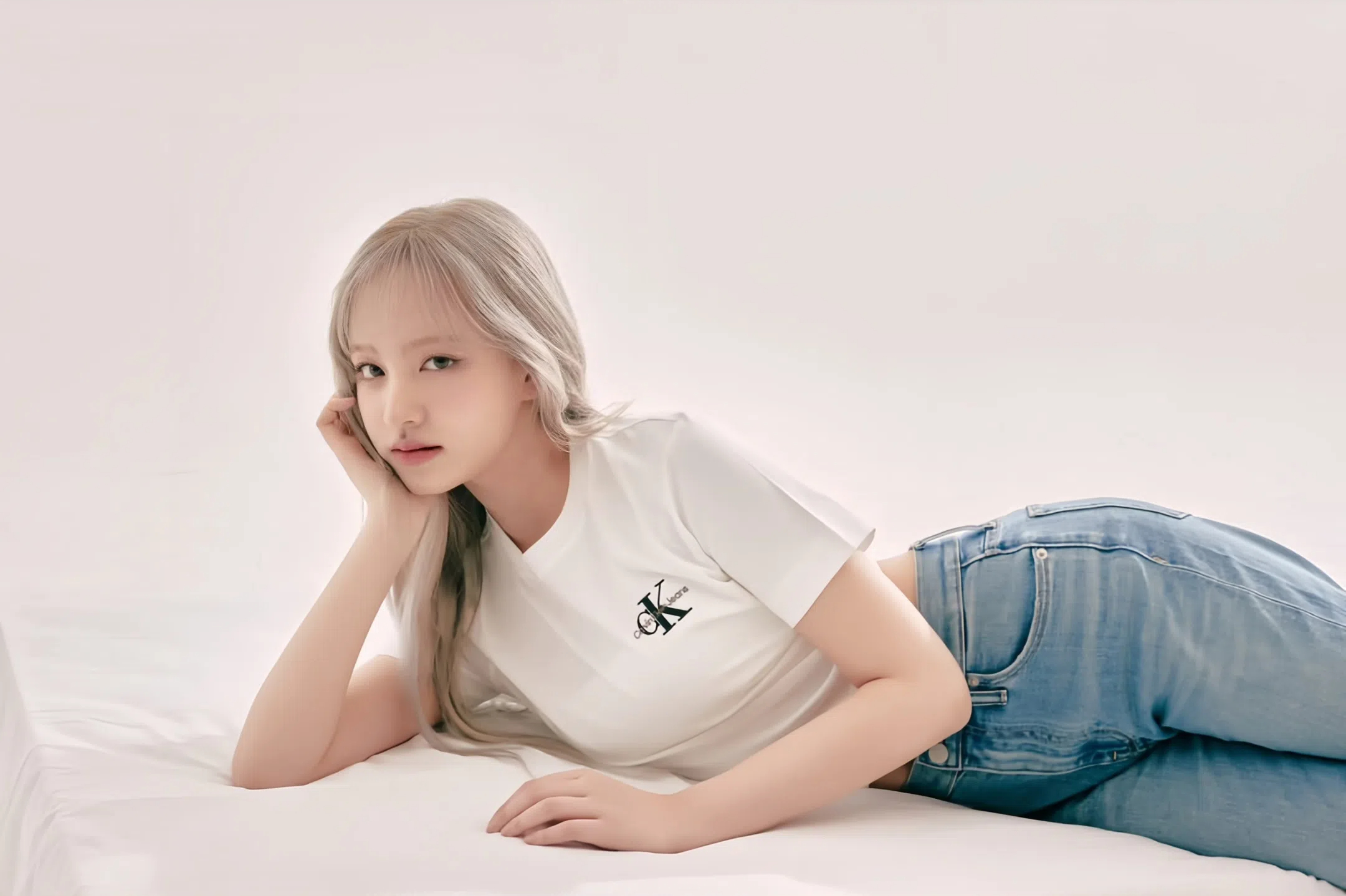 蘋果型身材通常脂肪會比較均勻地分佈在身體各處，特別是上半身會顯得較為厚實。