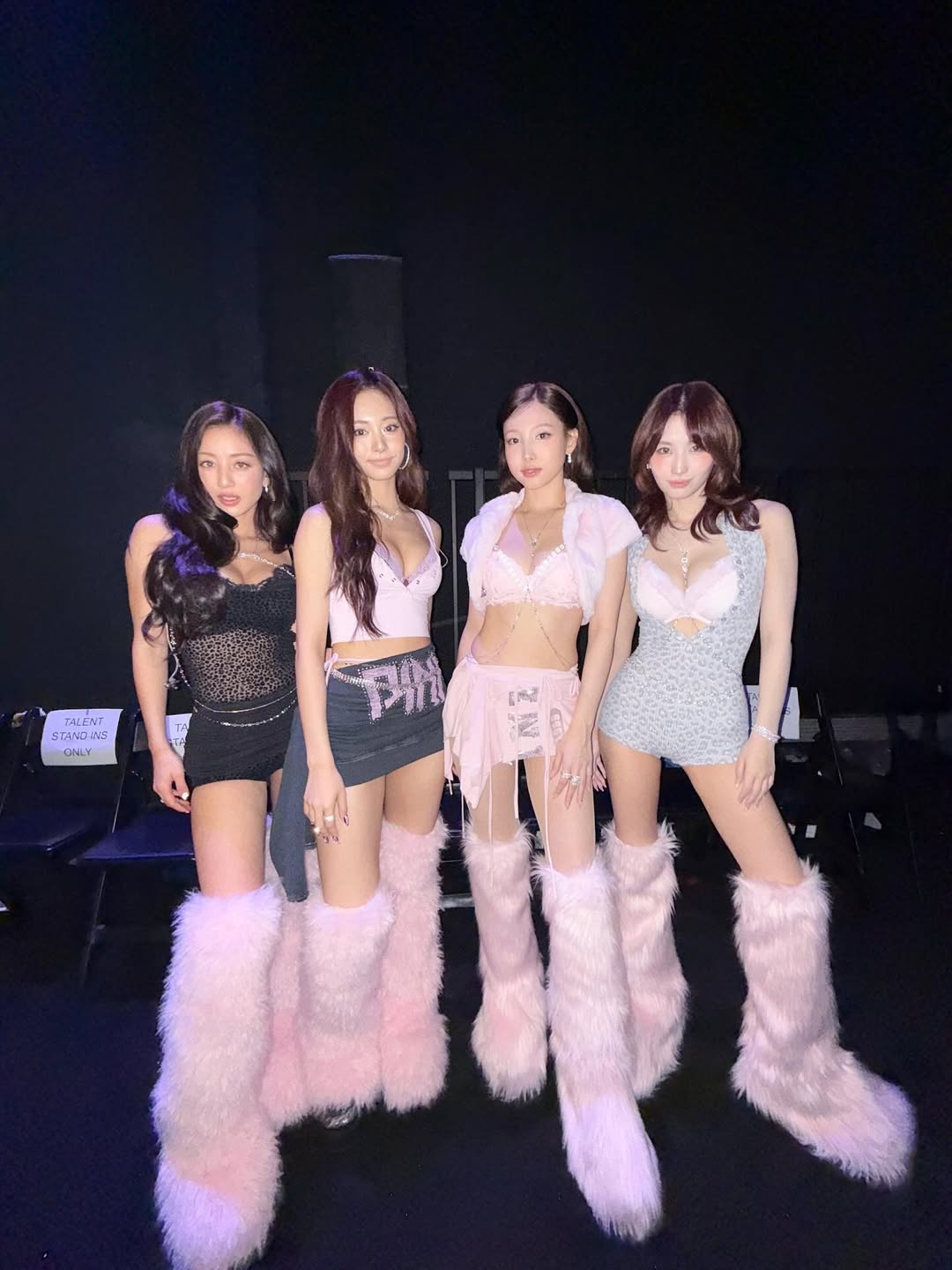 像TWICE成員們一樣，打造屬於自己的火辣身材。