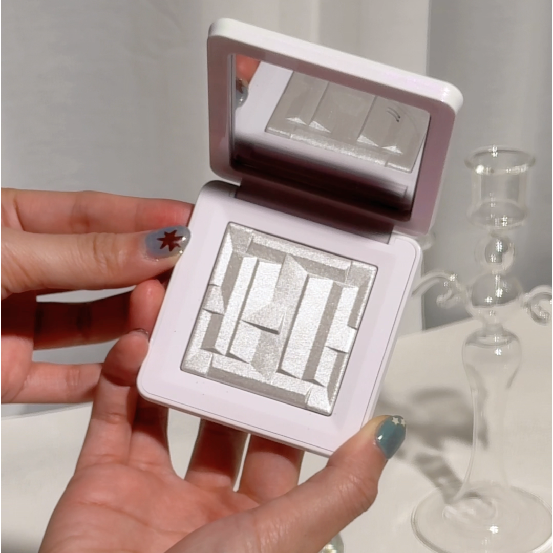 Haus Labs Gel-Powder Highlighter #MOONSTONE