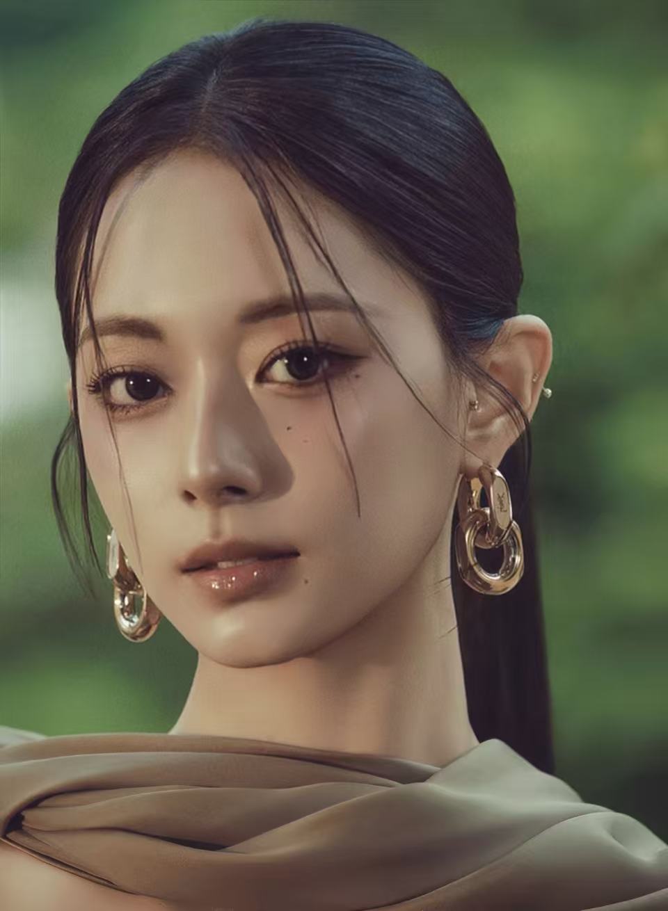 「世首美」周子瑜