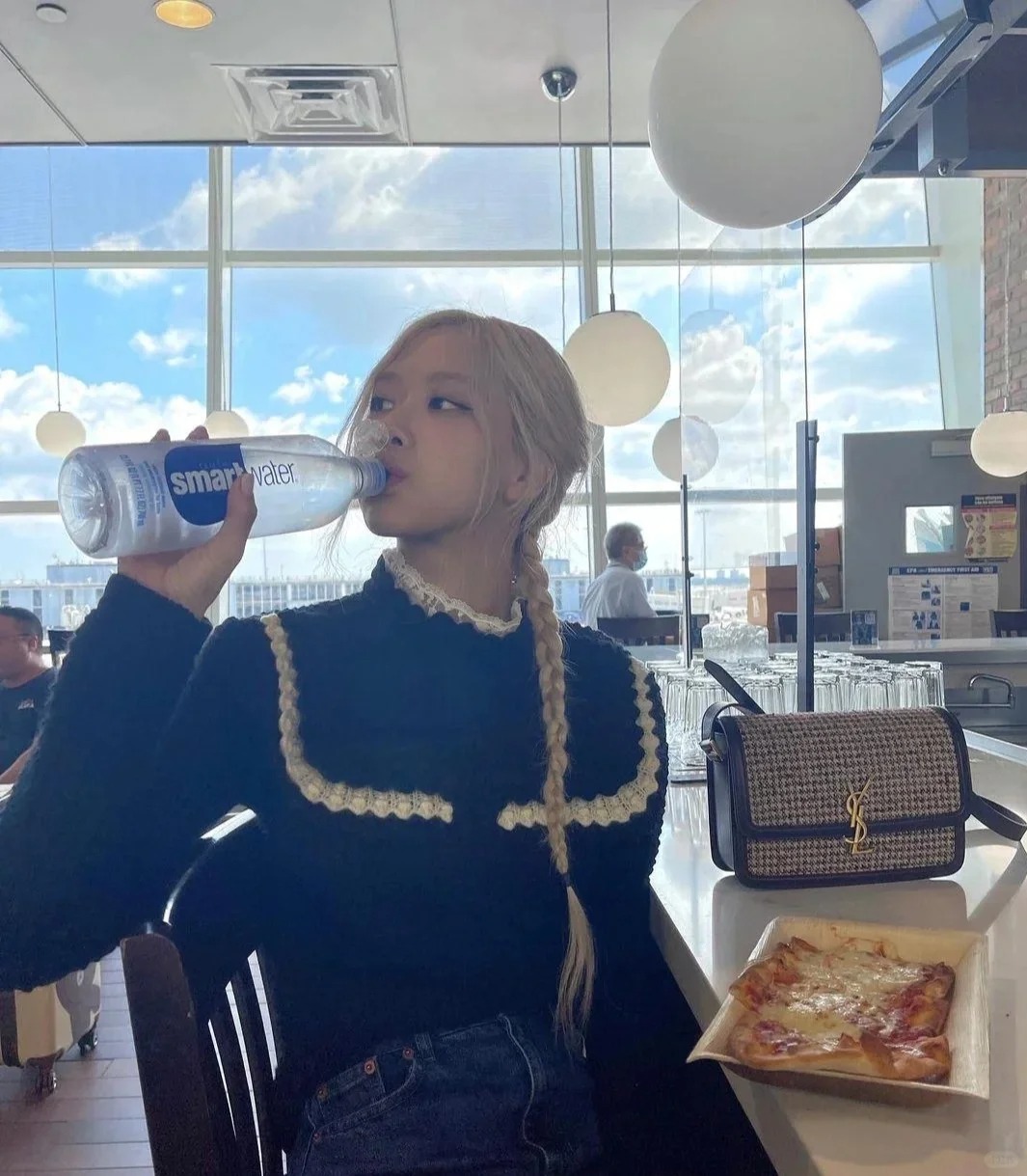 無糖、無味、不添加，在日常中潛移默化地幫助代謝。