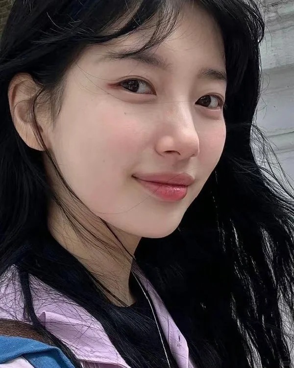 代表人物有秀智