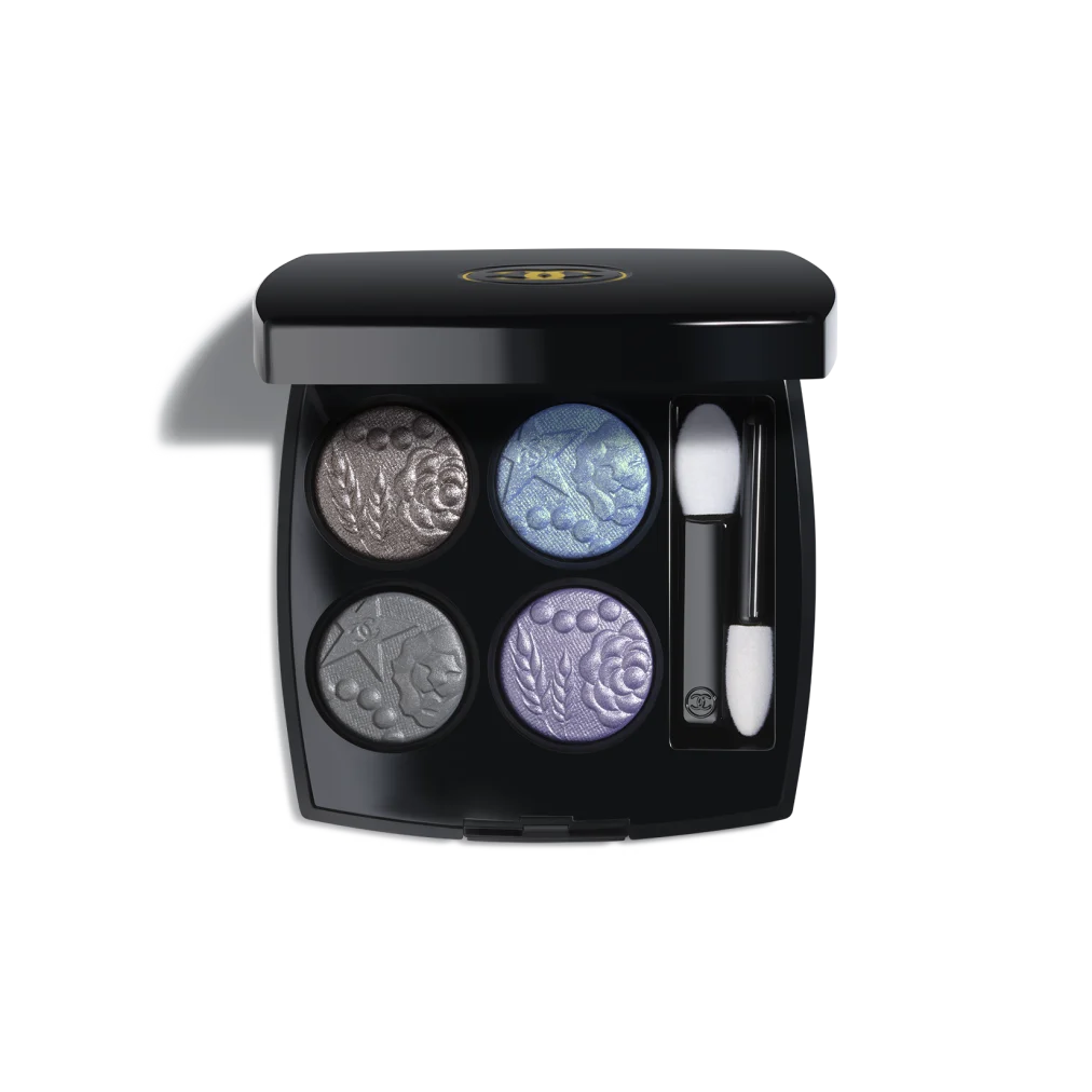 CHANEL四色眼影#397璀璨星辰，融合霧面藍灰、光澤銀紫、緞光薰衣草紫與水藍亮澤色