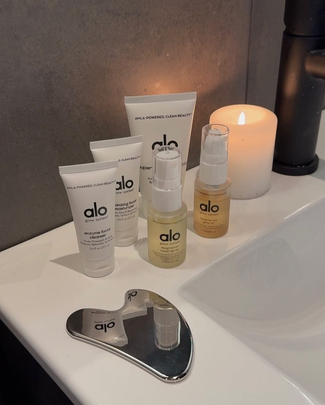 專為運動後設計的鎮定、清潔與修護產品。