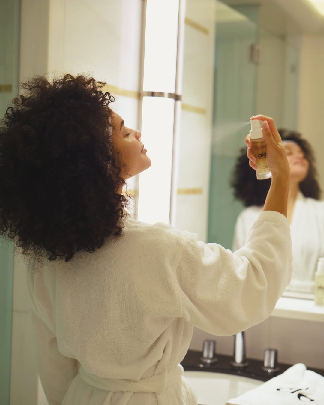 從健身房、跳繩圈、瑜伽墊延伸到美容檯面。