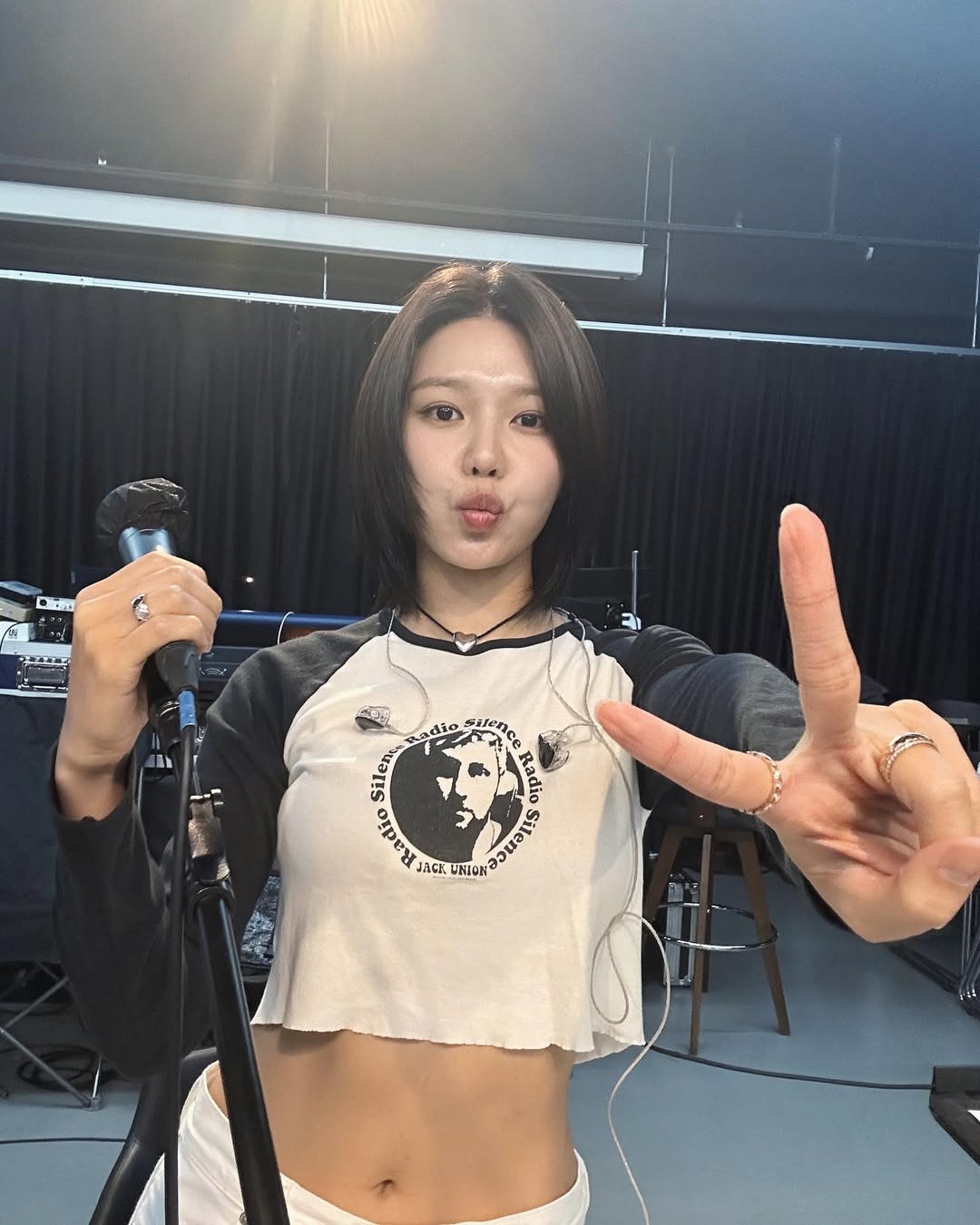 嘴唇沒有汗腺與腺體，無法自行分泌油脂，因此對體內水分變化極為敏感