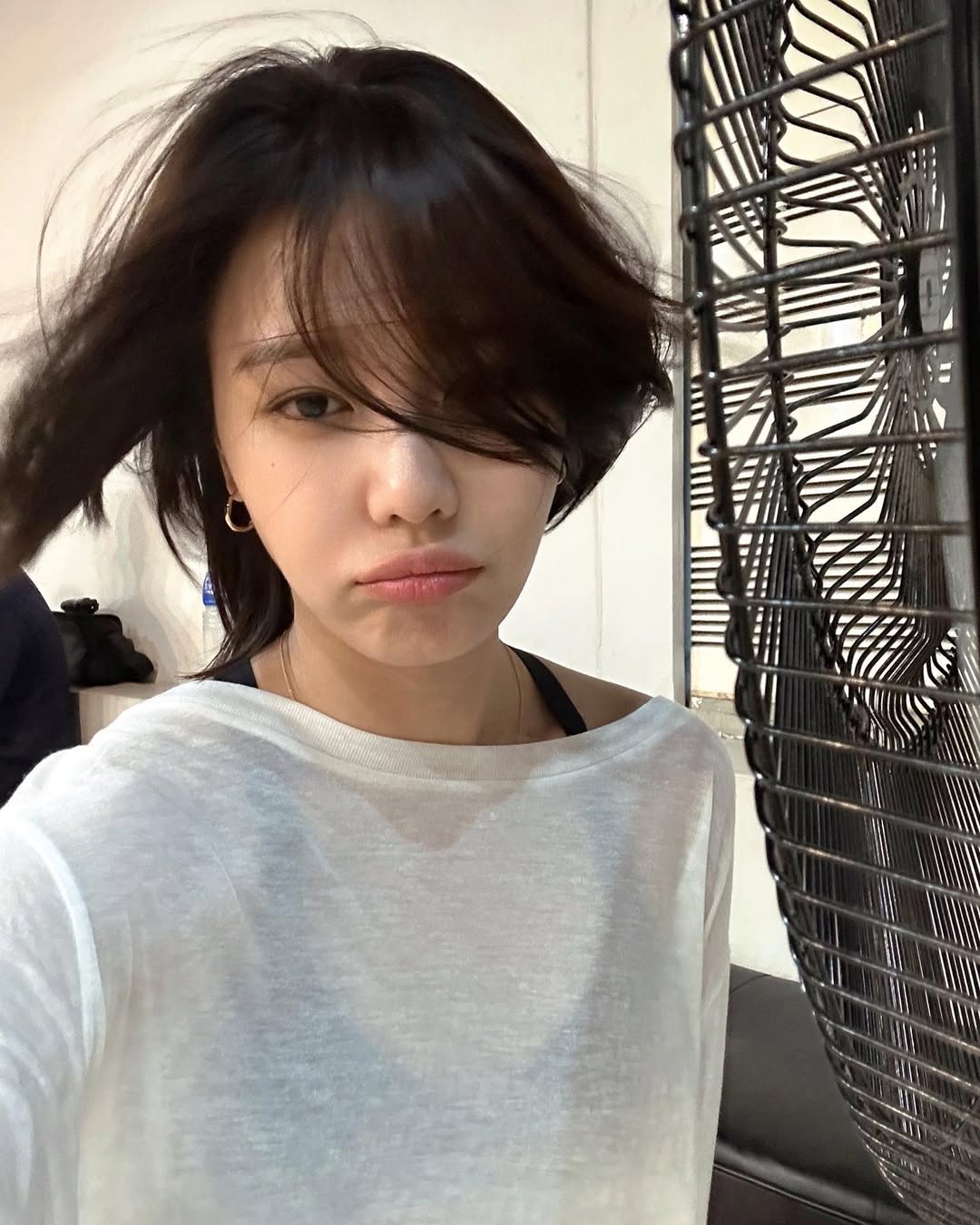 當身體長期處於壓力狀態、熬夜，導致陰虛火旺，嘴唇就會失去彈性、紋路加深