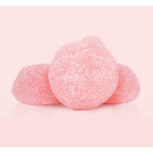 C具備抗氧化力並促進膠原生成；D則能幫助鈣質吸收並提升免疫，清新不甜膩的水蜜桃口味完全打破藥丸的化學感