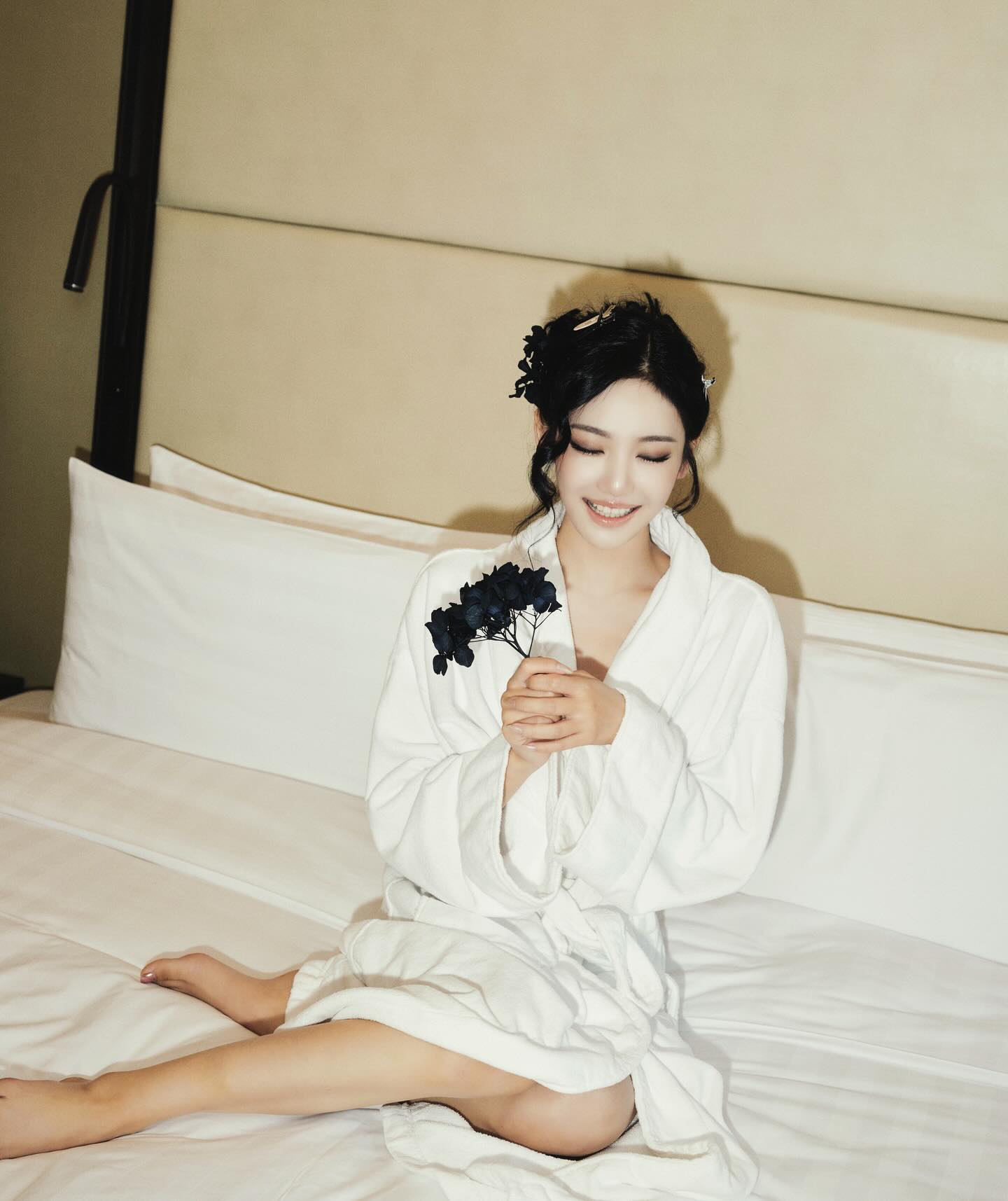 每天躺平後腦袋卻異常清醒，等待睡意降臨？或許問題不在你的寢具，而是洗澡的時機根本不對