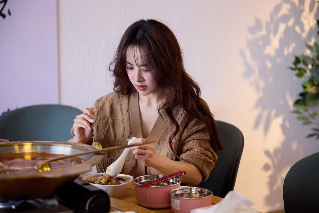 這是一套透過調整飲食內容與生活作息，來重新平衡體內荷爾蒙（激素）的計畫