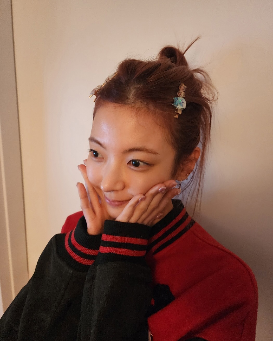 敷完後用溫水略微沖洗，去除多餘的黏膩化學殘留