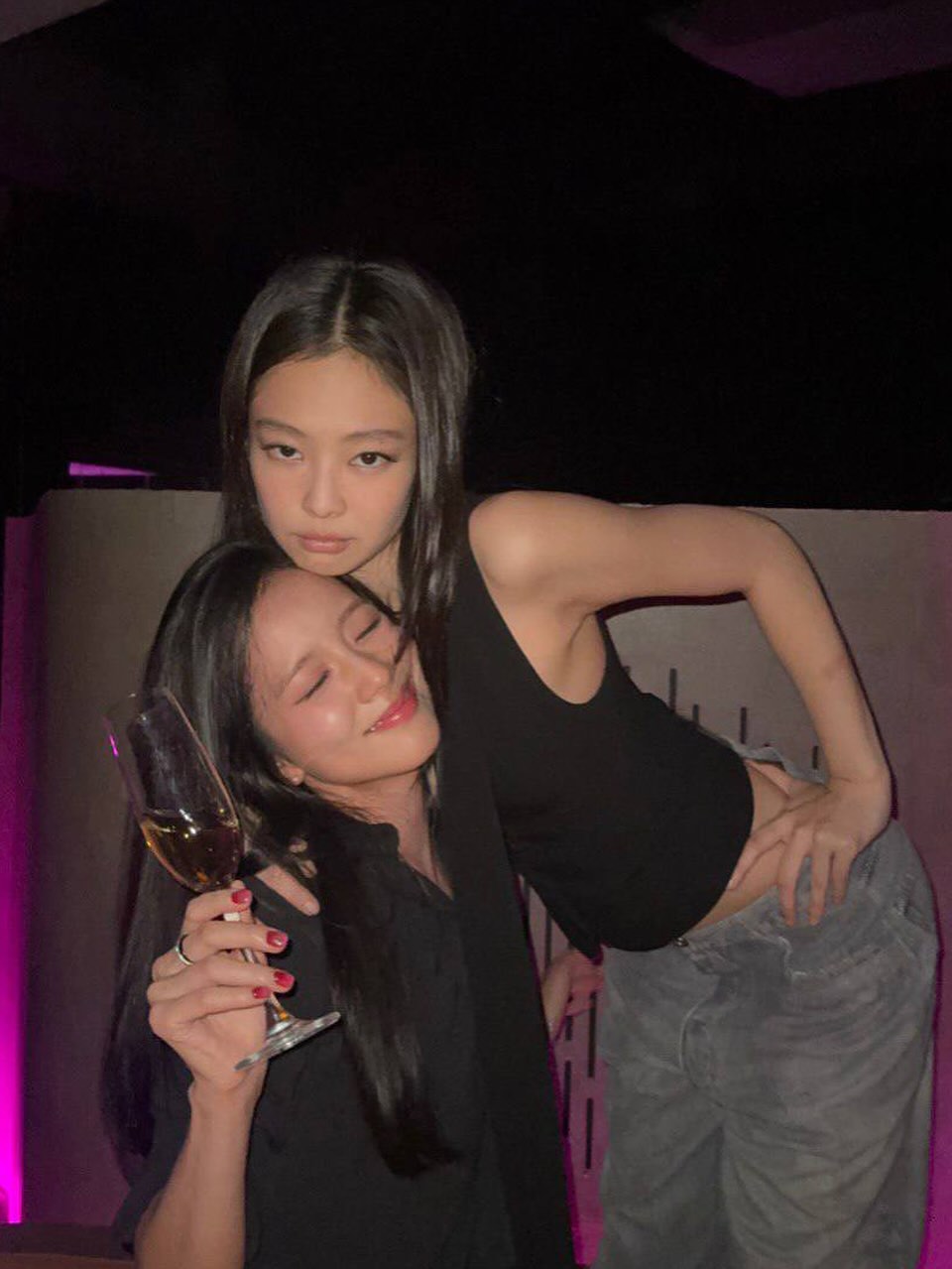 與其用厚粉遮蓋問題，不如先處理好肌膚的油水比例