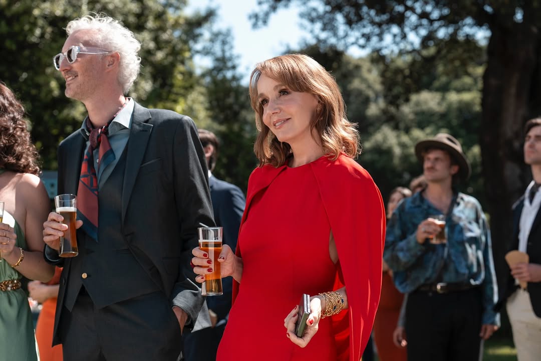 只要堅持2天，妳會發現腰腹的輪廓變清晰了，那種「走路帶風」的纖細感會瞬間回歸！