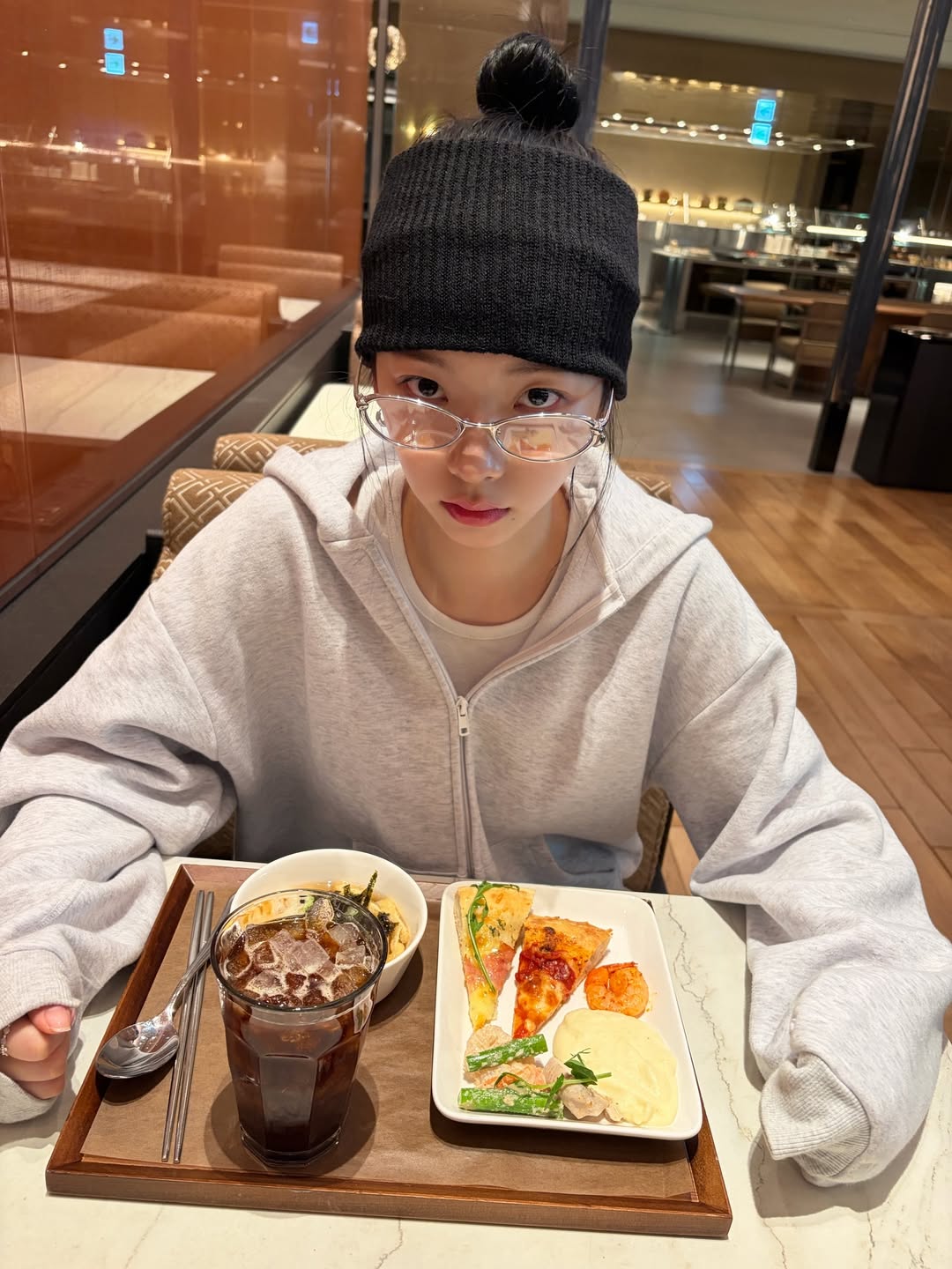 建議在飯後補充，除了增加吸收率，也能避免空腹可能帶來的反胃感