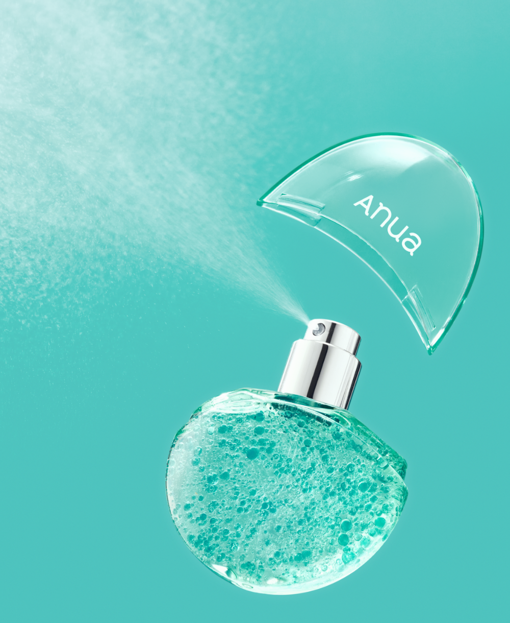 據說她在與Anua合作時，對「噴霧的細膩度」有極高要求