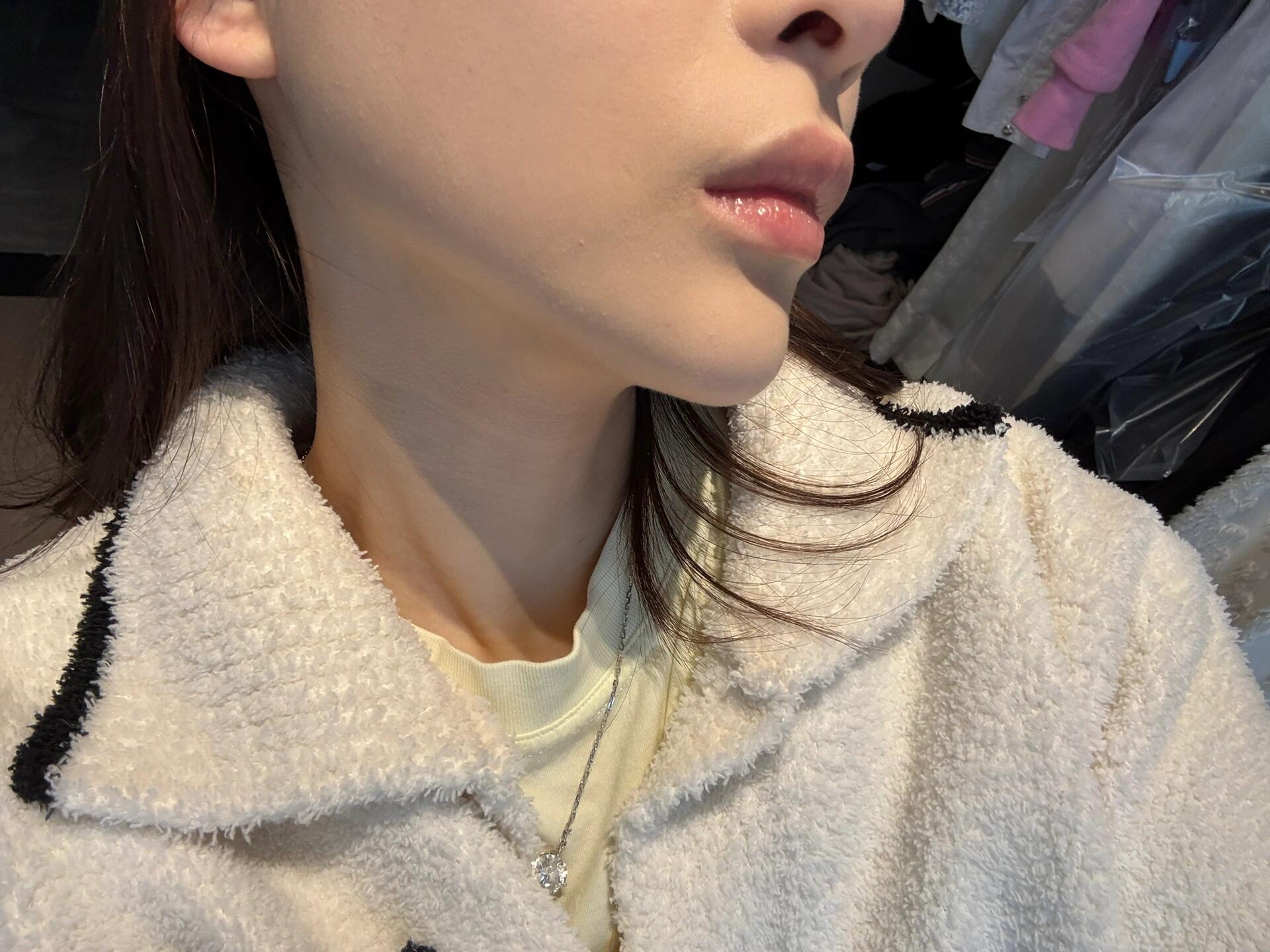 日間薄塗：讓雙唇呈現健康的自然光澤，是打造「偽素顏」的秘密