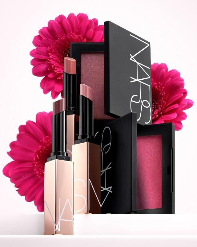 NARS 2026情人節限定系列：花卉繆思彩妝