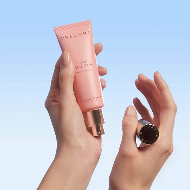 BVLGARI 玫瑰黄金花香護手霜