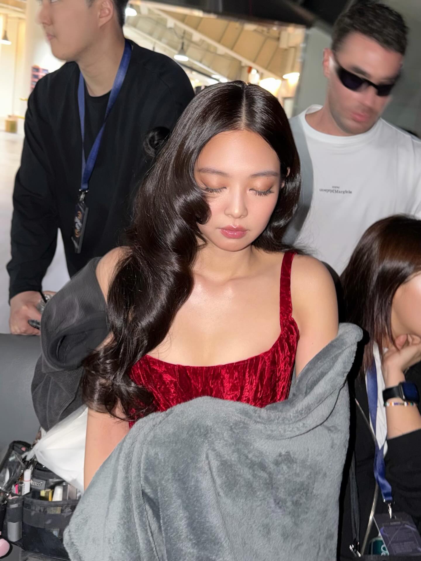 2026丙午馬年開運眉型是這個：廉貞化忌不怕，照著步驟畫對「幼態眉」職場避小人、招貴人