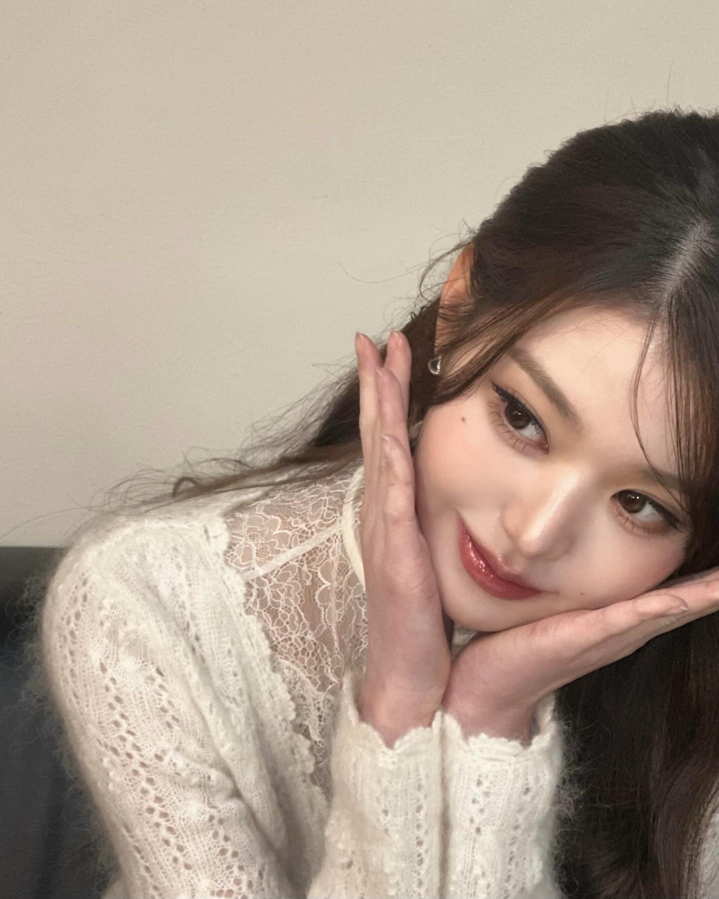 透出肌膚的自然腮紅