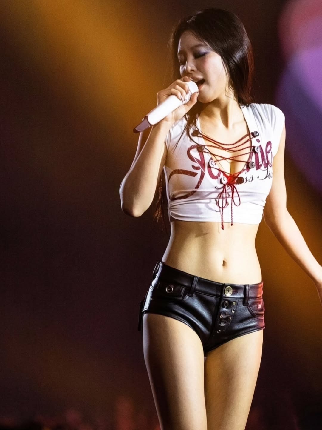 拆解 Jennie 舞台「極地冰川」眼妝