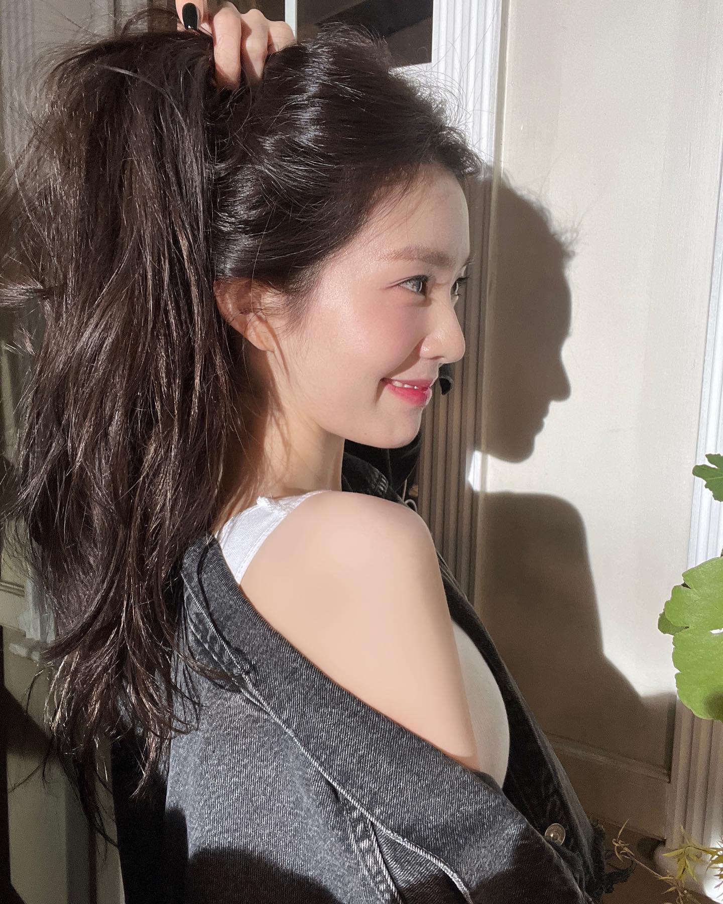 擁有一頭強韌且茂密的長髮，並非單純依靠基因，更多時候取決於日常的維護邏輯