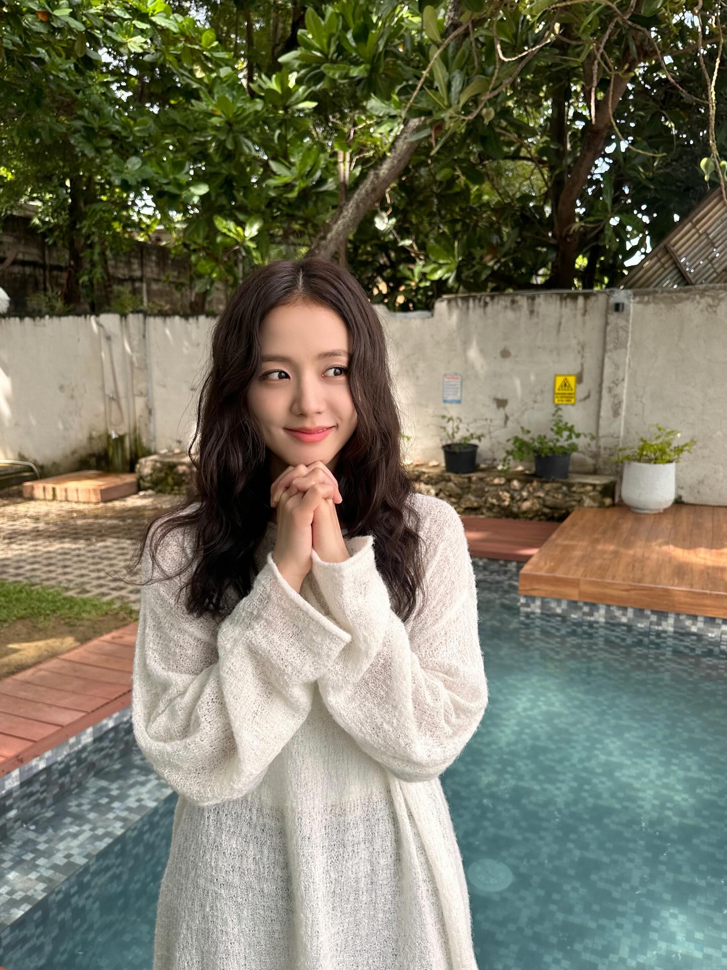 想要韓劇女主妝感那種由內而外的通透感？Jisoo化妝師的私房清單一次看