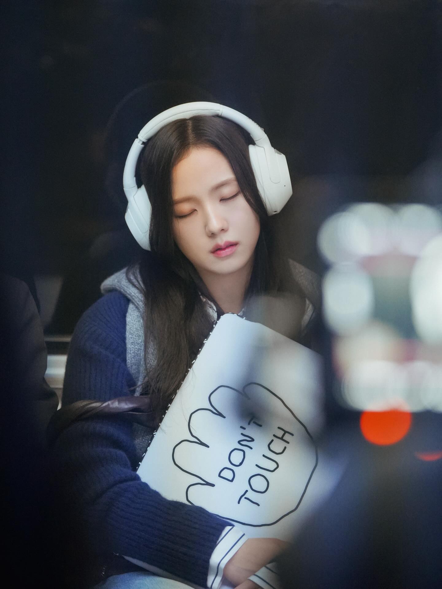 別因為累就想偷懶，熬夜時肌膚油脂分泌會異常旺盛