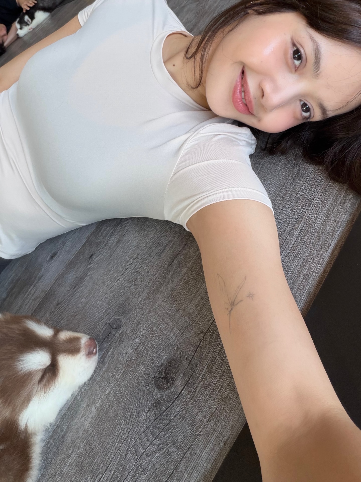 想減少臉部出油？比起吸油面紙，這幾種食物更有用！營養師建議的食物清單，告別臉部泛油與暗瘡