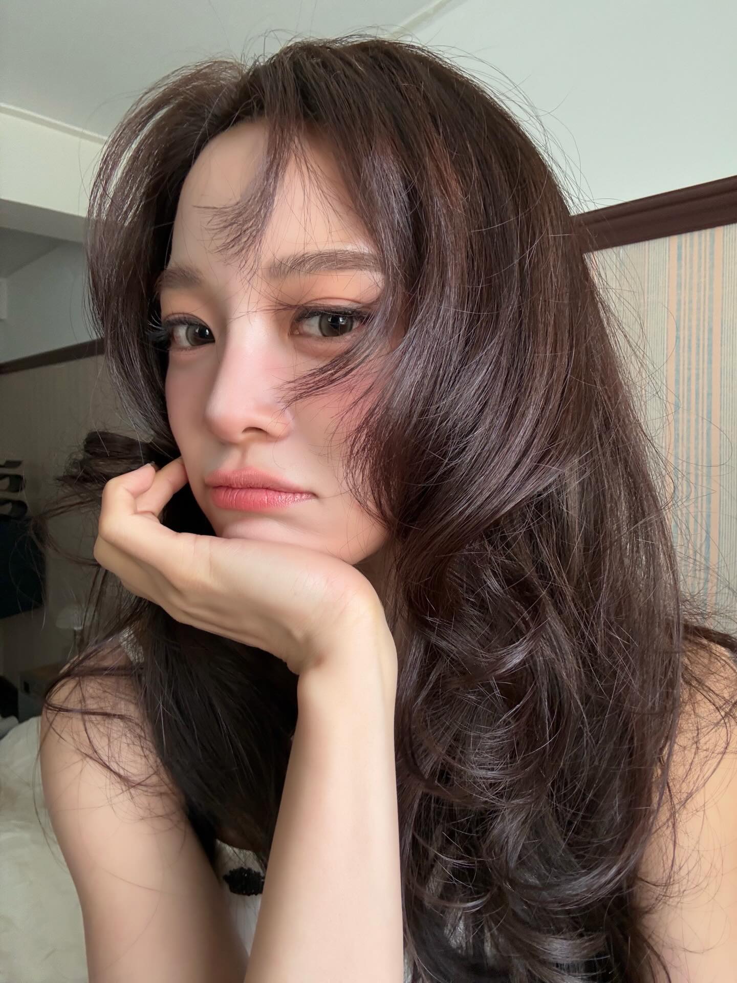 曬後美白急救大NG！美白精華沒效果？皮膚科醫生揭露越擦越暗沉的5個保養盲區