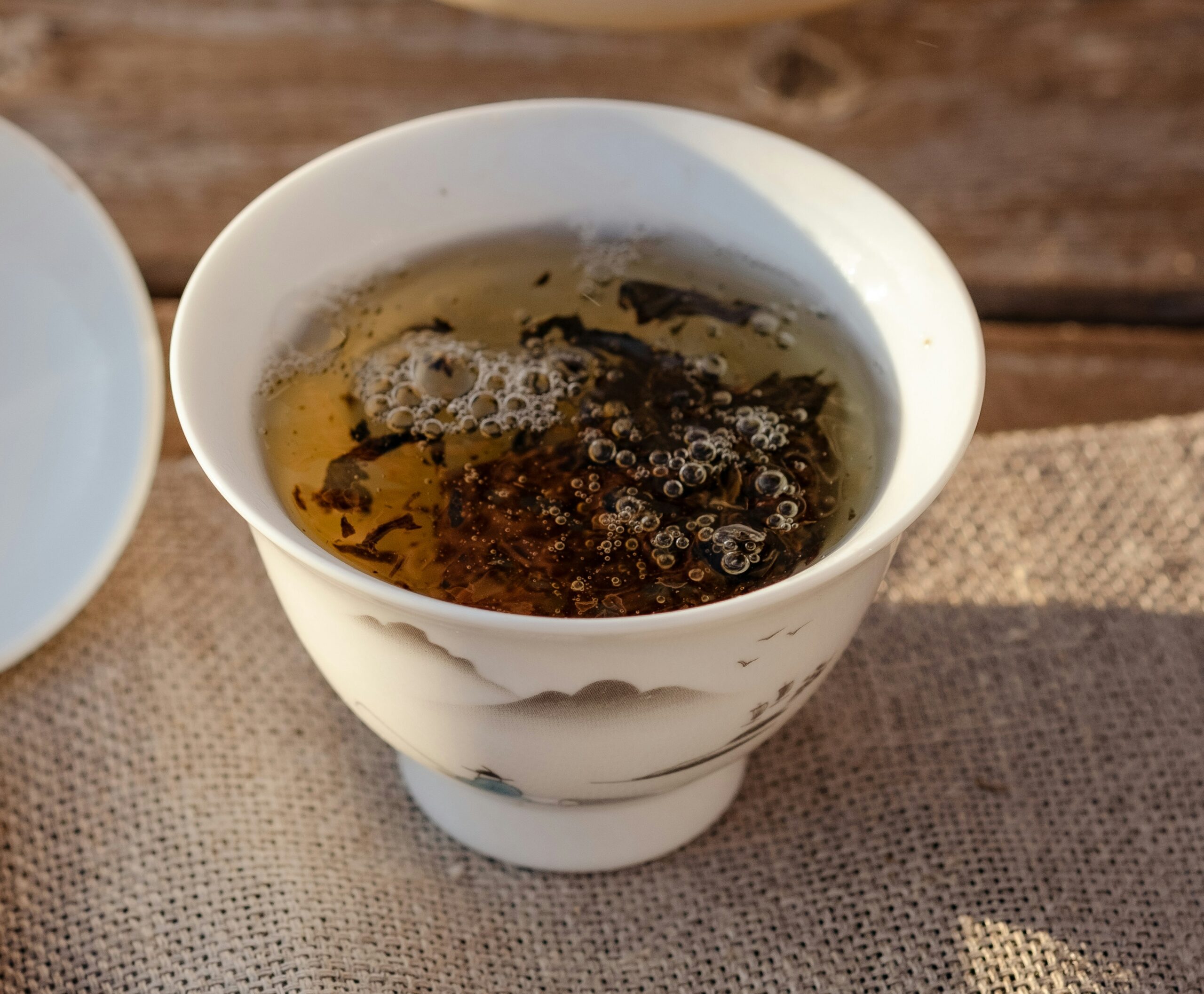 別讓高血糖找上門！這款發酵茶減緩代謝負擔，5款降壓茶功效評比，天天喝1款茶改善胰島素阻抗