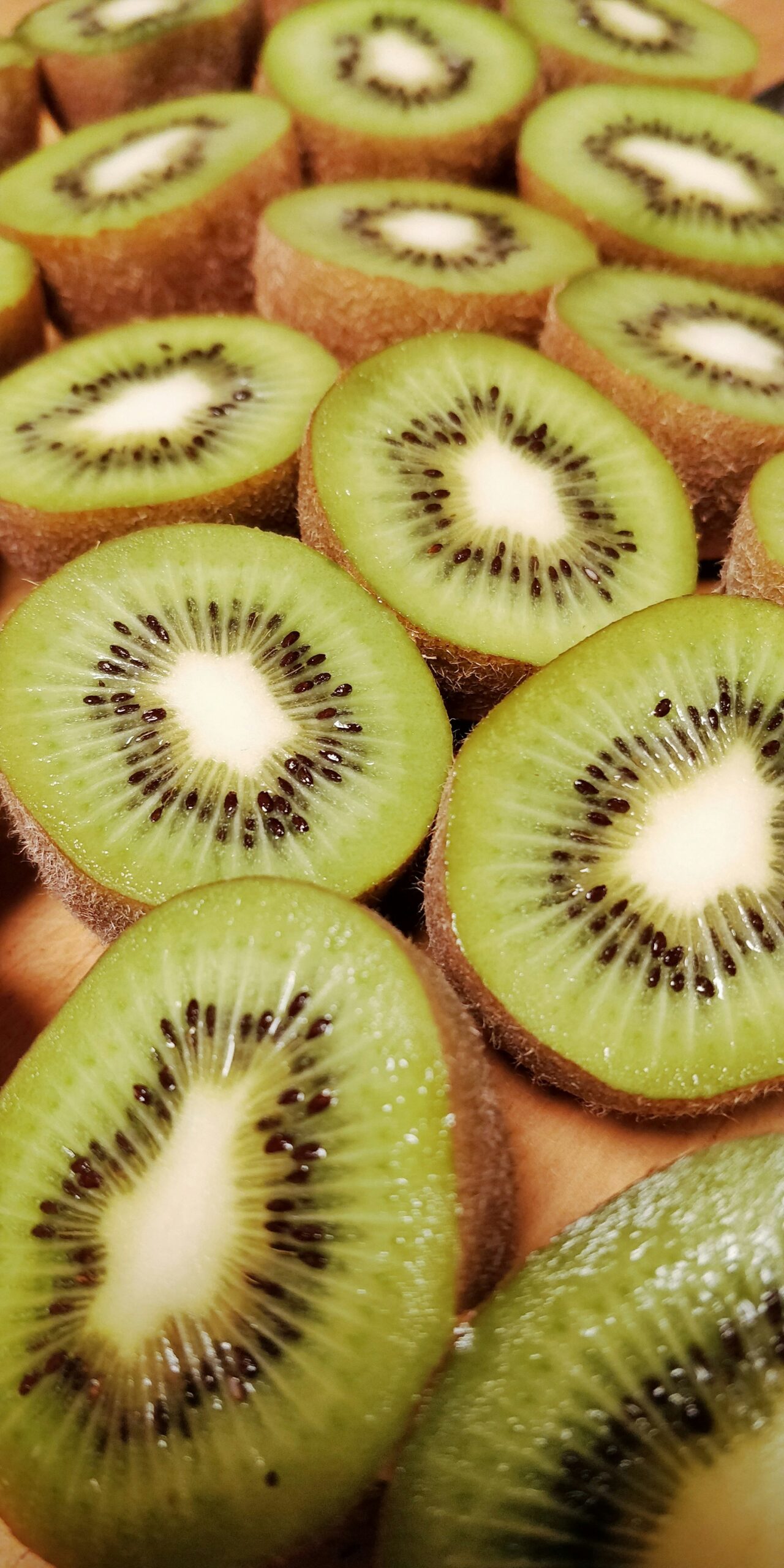 日本女生瘋傳的奇異果配水煮蛋早餐！擺脫浮腫暗沉的晨間菜單，怕餓必看的3種健康升級吃法